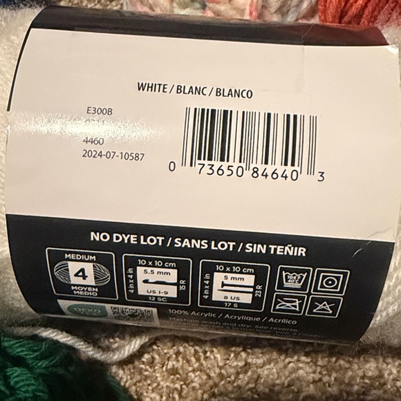 Colorful Yarn Bundle - mostly full skeins! - Picture 7 of 14